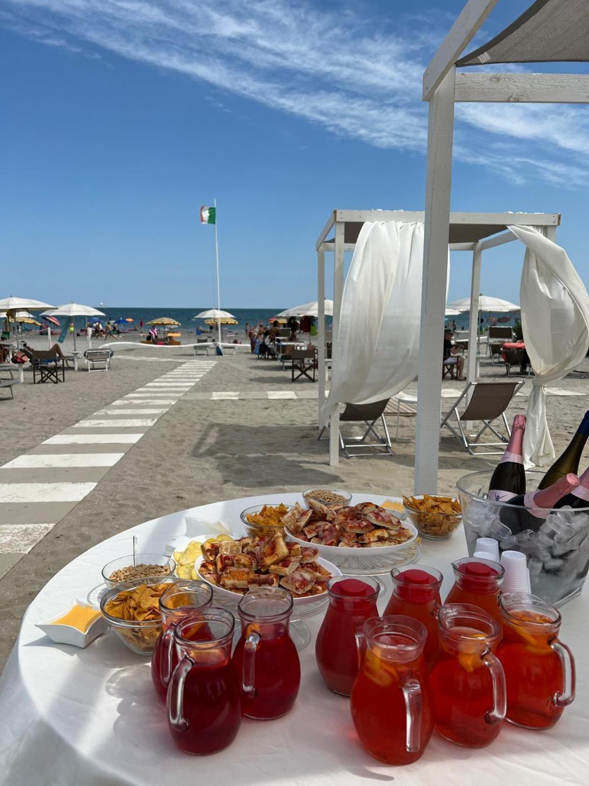 Hotel Stella - Casa Per Ferie à Bellaria-Igea Marina Extérieur photo